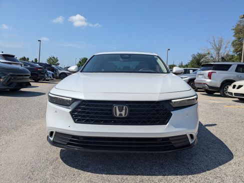 Used 2023 Honda Accord EX-L image 3