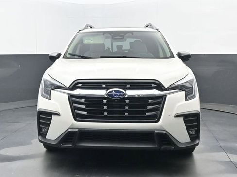 Used 2025 Subaru Ascent Limited w/ Popular Package #1 AWD/4WD image 5