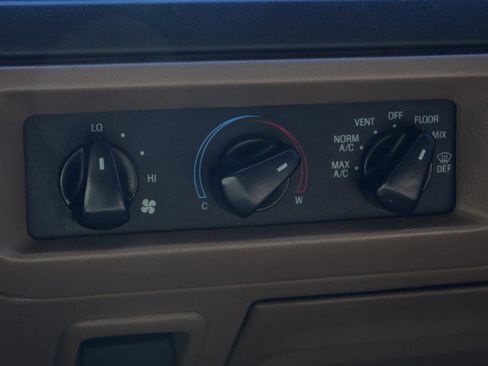 Used 1997 Ford F350 2WD Crew Cab image 29