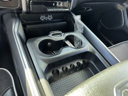 Used 2025 RAM 1500 Laramie image 23