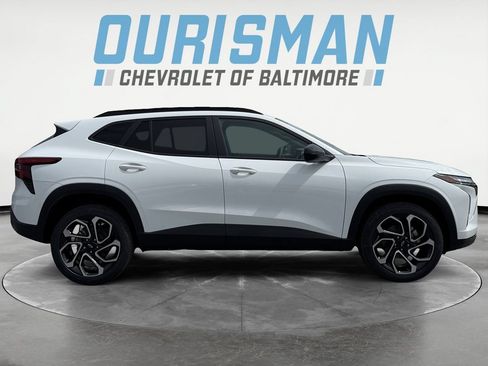New 2026 Chevrolet Trax RS w/ Driver Confidence Package FWD image 7