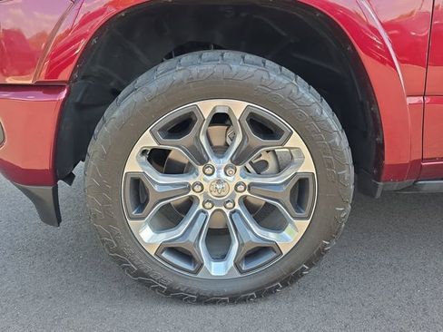 Used 2022 RAM 1500 Limited AWD/4WD image 9
