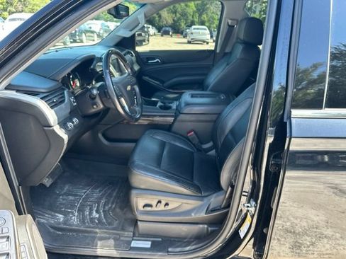 Used 2019 Chevrolet Tahoe LT AWD/4WD image 5