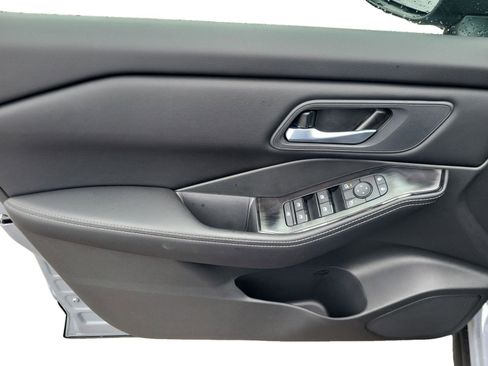 New 2026 Nissan Rogue SV w/ Cold Weather Package image 9