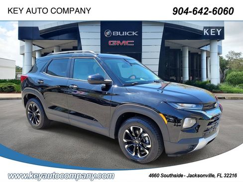 Used 2021 Chevrolet TrailBlazer LT w/ Convenience Package AWD/4WD image 1