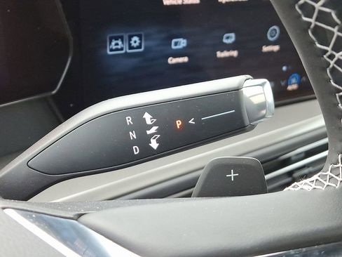 New 2026 Chevrolet Traverse LT w/ Sun and Wheel Package image 7