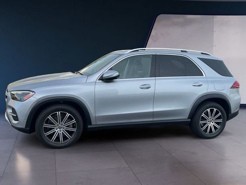 Used 2024 Mercedes-Benz GLE 450e 4MATIC image 2