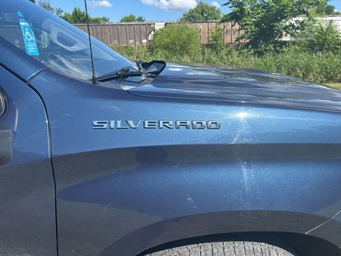 Used 2020 Chevrolet Silverado 1500 RST w/ Texas Edition RWD image 8