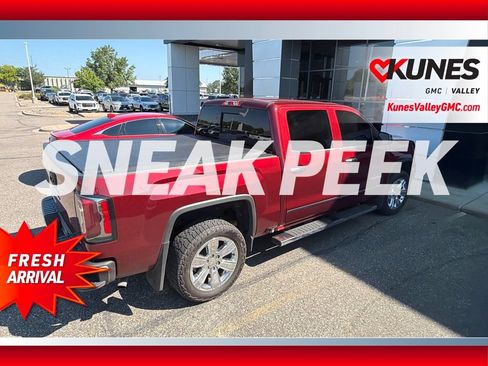 Used 2017 GMC Sierra 1500 SLT AWD/4WD image 3