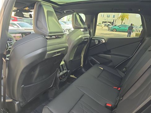 Used 2026 BMW X3 xDrive30i w/ Convenience Package AWD/4WD image 12