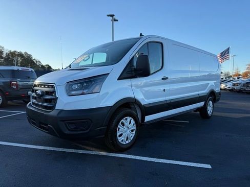 New 2024 Ford E-Transit Low Roof image 3