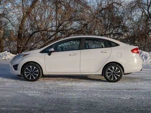 Used 2011 Ford Fiesta S image 5