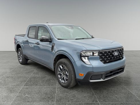 New 2025 Ford Maverick XLT w/ Equipment Group 301A image 7