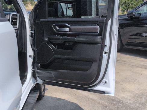 Used 2023 RAM 1500 Big Horn AWD/4WD image 20