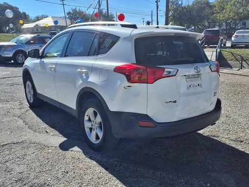 Used 2013 Toyota RAV4 XLE AWD/4WD image 5