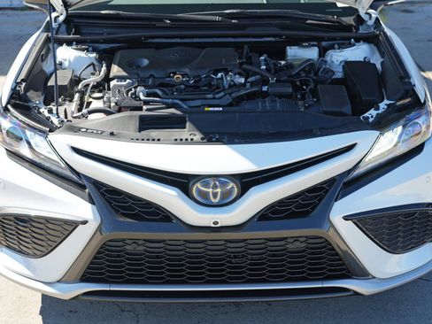 Used 2023 Toyota Camry XSE w/ Navigation Package image 7