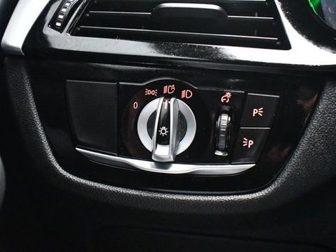 Used 2021 BMW 530i xDrive w/ Convenience Package image 16