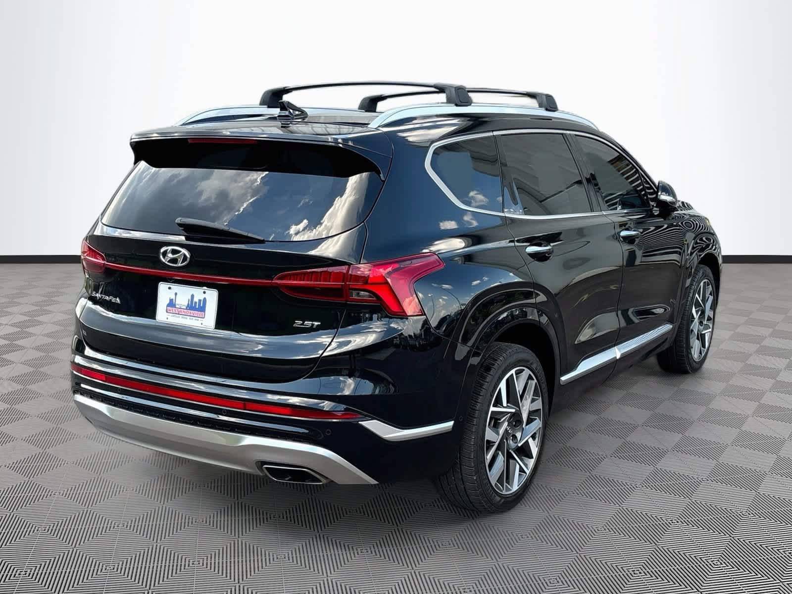 Used 2023 Hyundai Santa Fe Calligraphy FWD image 5