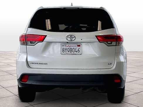 Used 2018 Toyota Highlander Plus image 7