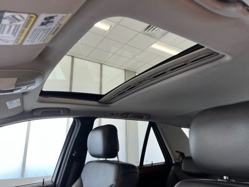 Used 2009 Mercedes-Benz ML 350 4MATIC image 32