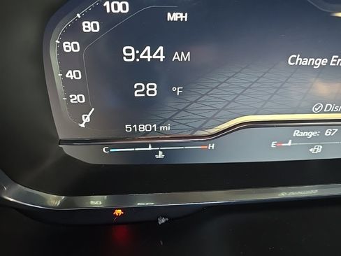 Used 2023 GMC Yukon XL SLE image 20