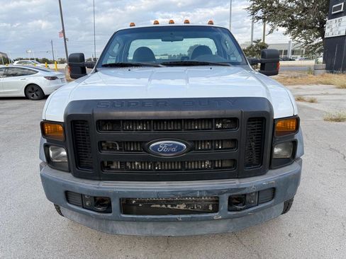 Used 2009 Ford F450 2WD Regular Cab Super Duty image 2