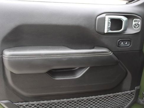 Used 2021 Volkswagen Atlas Cross Sport SE w/ Panoramic Sunroof Package AWD/4WD image 13