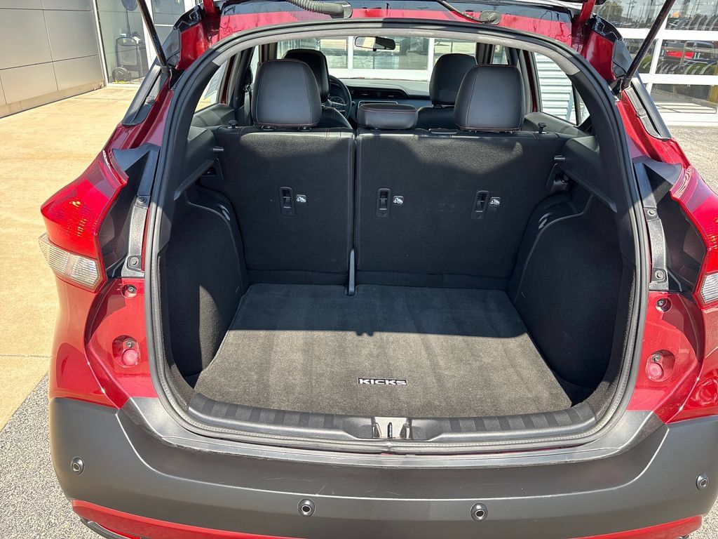 Certified 2020 Nissan Kicks SR w/ SR Premium Package FWD image 21