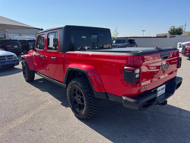Used 2024 Jeep Gladiator Sport AWD/4WD image 4
