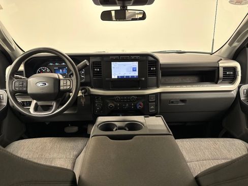 Used 2023 Ford F250 XL w/ STX Appearance Package AWD/4WD image 27