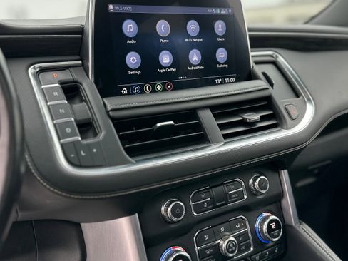 Used 2021 GMC Yukon SLT w/ SLT Luxury Plus Package image 13