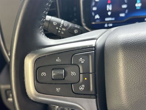 Used 2024 Chevrolet Silverado 1500 LT AWD/4WD image 25