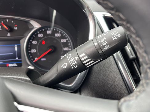 Used 2023 Chevrolet Equinox LT image 21