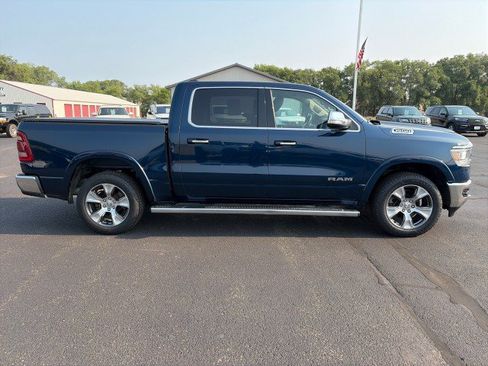 Used 2019 RAM 1500 Laramie AWD/4WD image 6
