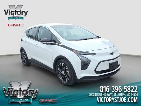 Used 2023 Chevrolet Bolt LT image 1