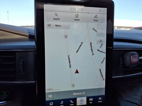 Used 2020 Ford Explorer Platinum w/ Premium Technology Package image 5