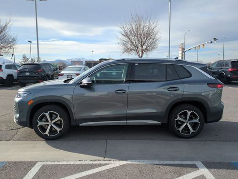 New 2026 Volkswagen Tiguan SE image 9