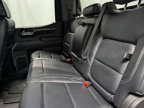 Used 2023 GMC Sierra 1500 Elevation w/ X31 Off-Road Package AWD/4WD image 13