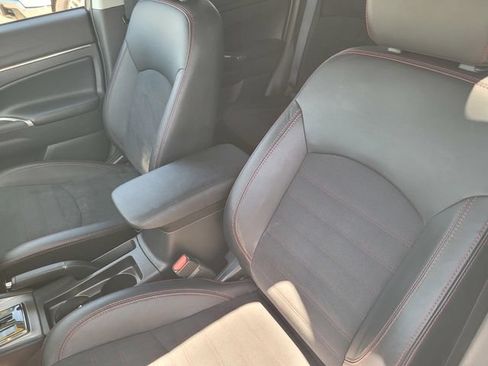 Used 2024 Mitsubishi Outlander Sport SE AWD/4WD image 13