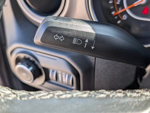 Used 2021 Jeep Wrangler Unlimited Sport AWD/4WD image 33