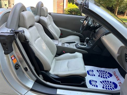 Used 2005 Nissan 350Z Touring image 45