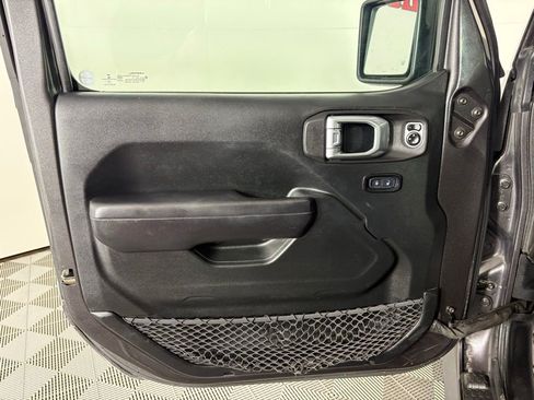 Used 2020 Jeep Wrangler Unlimited Sport S AWD/4WD image 17