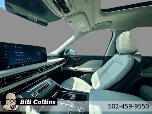 New 2025 Lincoln Aviator AWD w/ Equipment Group 101A image 23