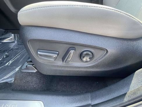 Used 2026 Toyota Grand Highlander FWD image 26