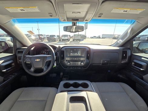 Used 2018 Chevrolet Silverado 1500 Custom w/ Custom Value Package image 26