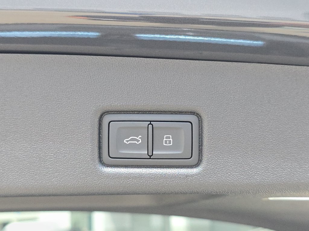 New 2026 Audi Q5 Premium Plus AWD/4WD image 13