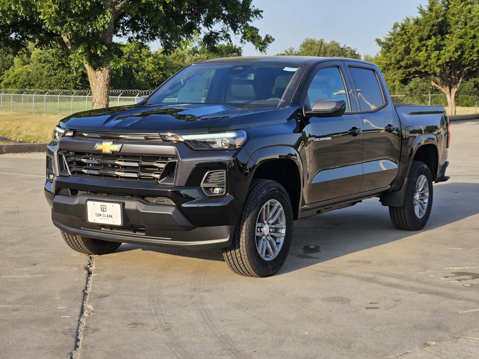 New 2026 Chevrolet Colorado LT w/ LT Convenience Package RWD image 2