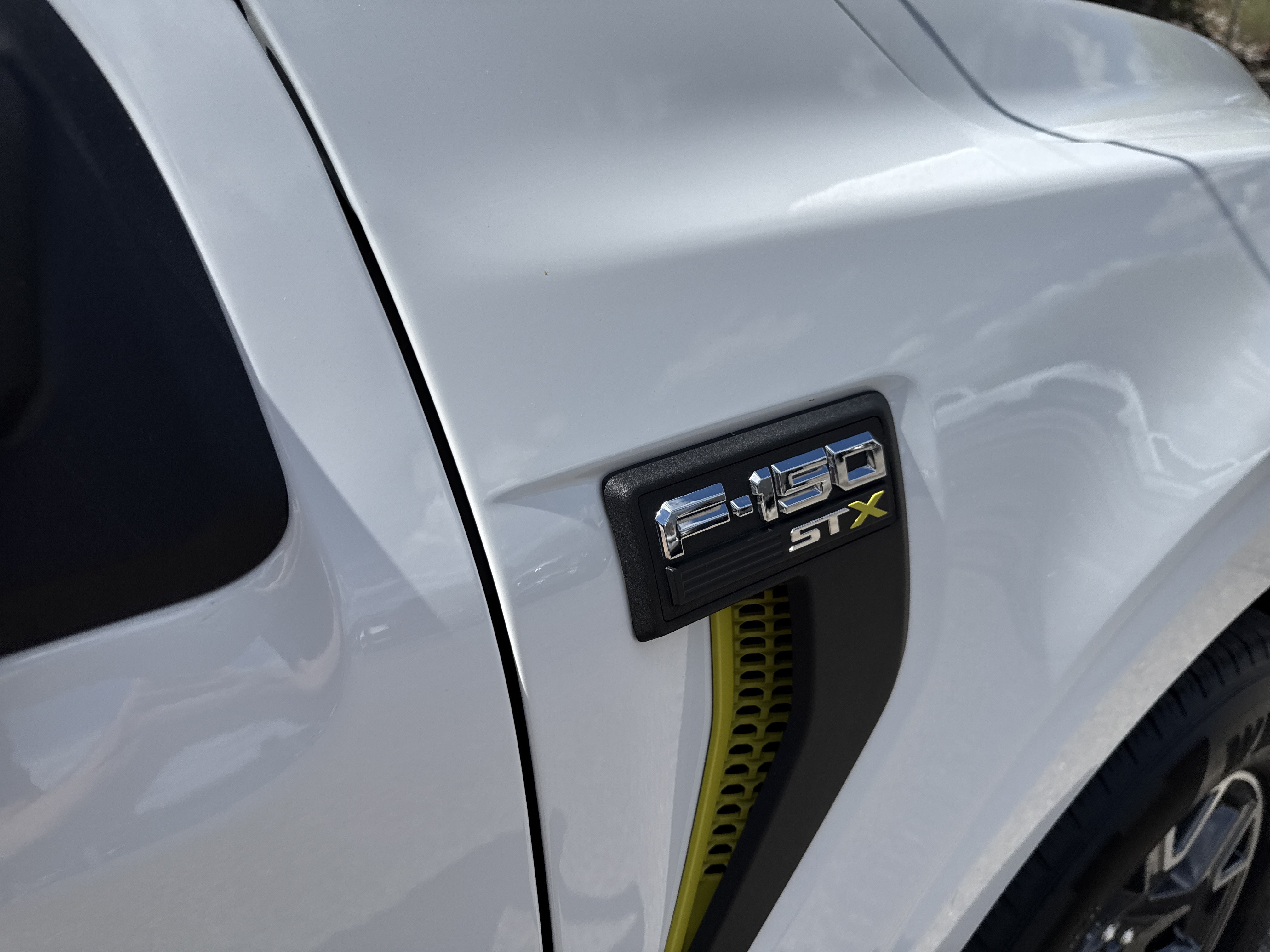 Used 2025 Ford F150 STX w/ Equipment Group 200A RWD image 15