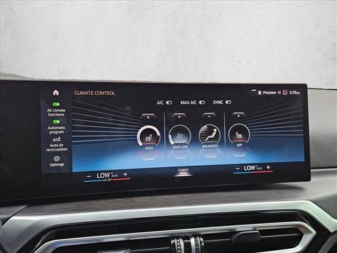 Used 2024 BMW 330i Sedan w/ Premium Package image 18