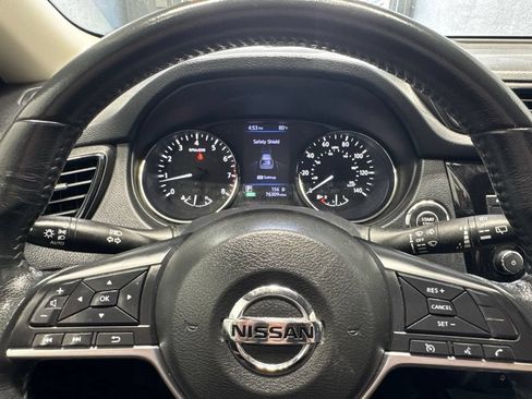 Used 2018 Nissan Rogue SV AWD/4WD image 14